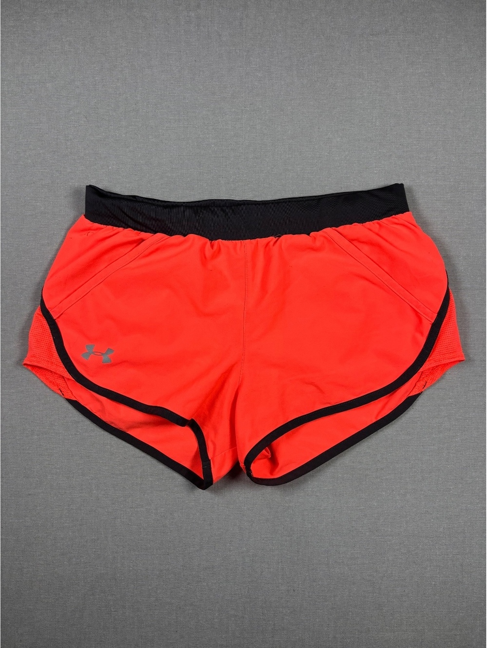 Under Armour HeatGear Women Athletic Running Shorts Orange Black Size Small